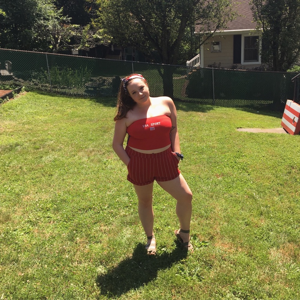 Meet your Posher, Victoria